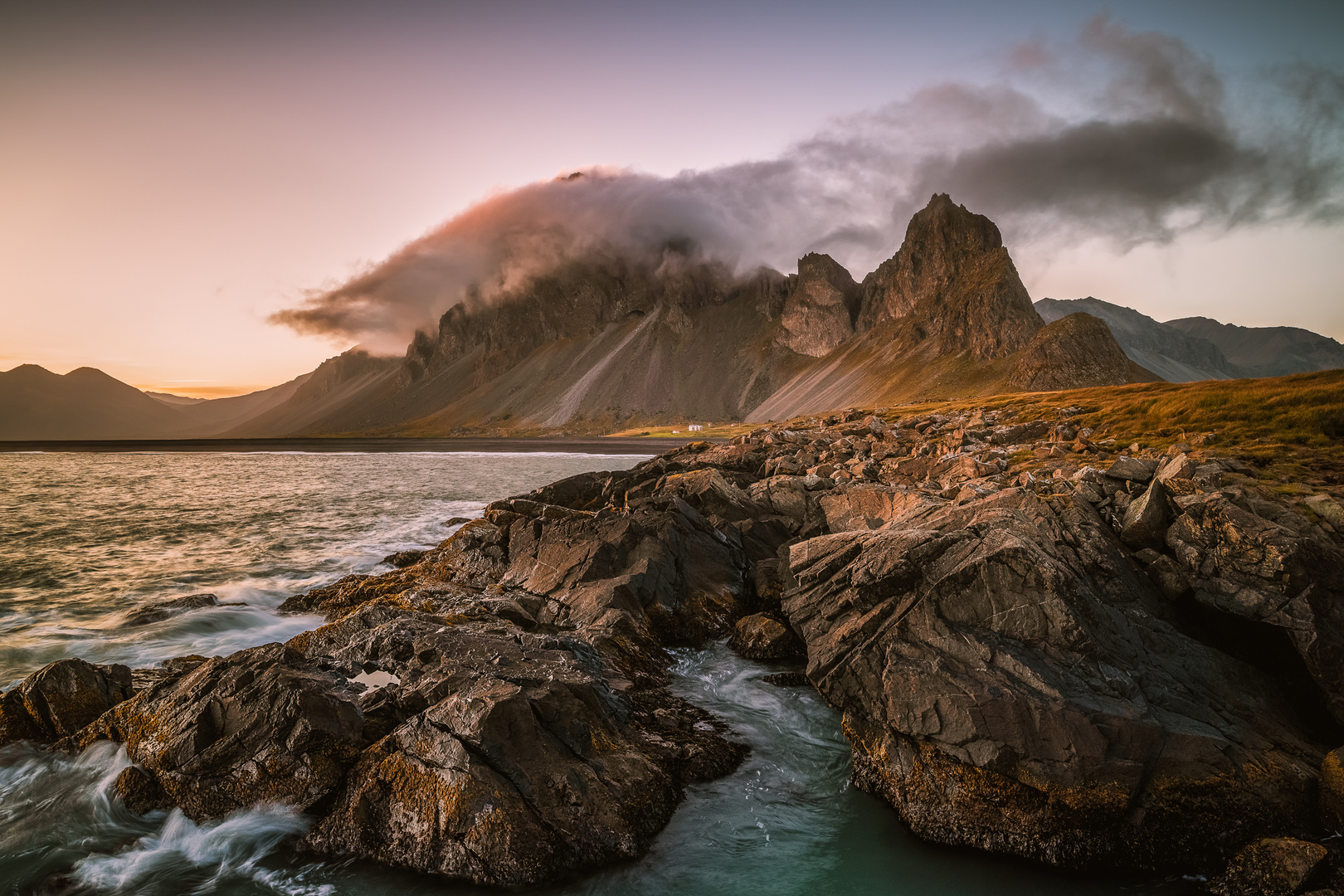 Estrahorn II