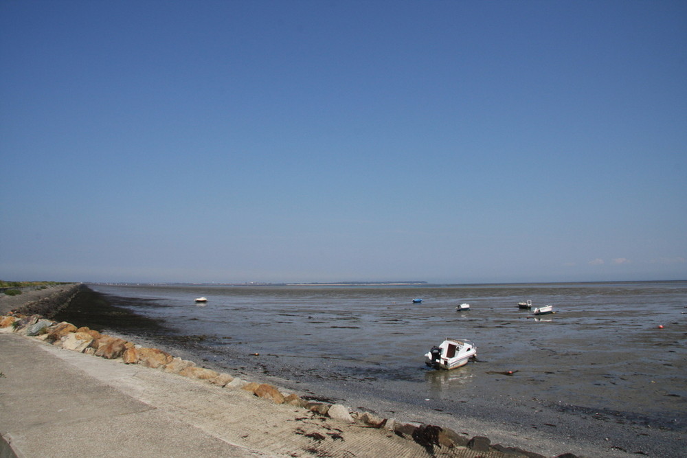 Et l'île n'en est plus une.