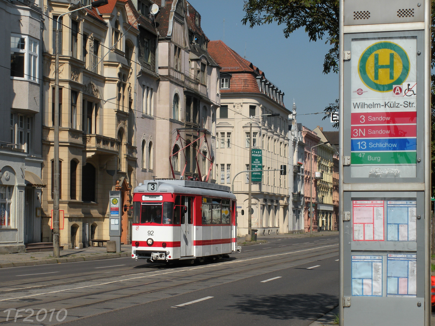 ET57 Nr. 92 in der Cottbuser Bahnhofstraße