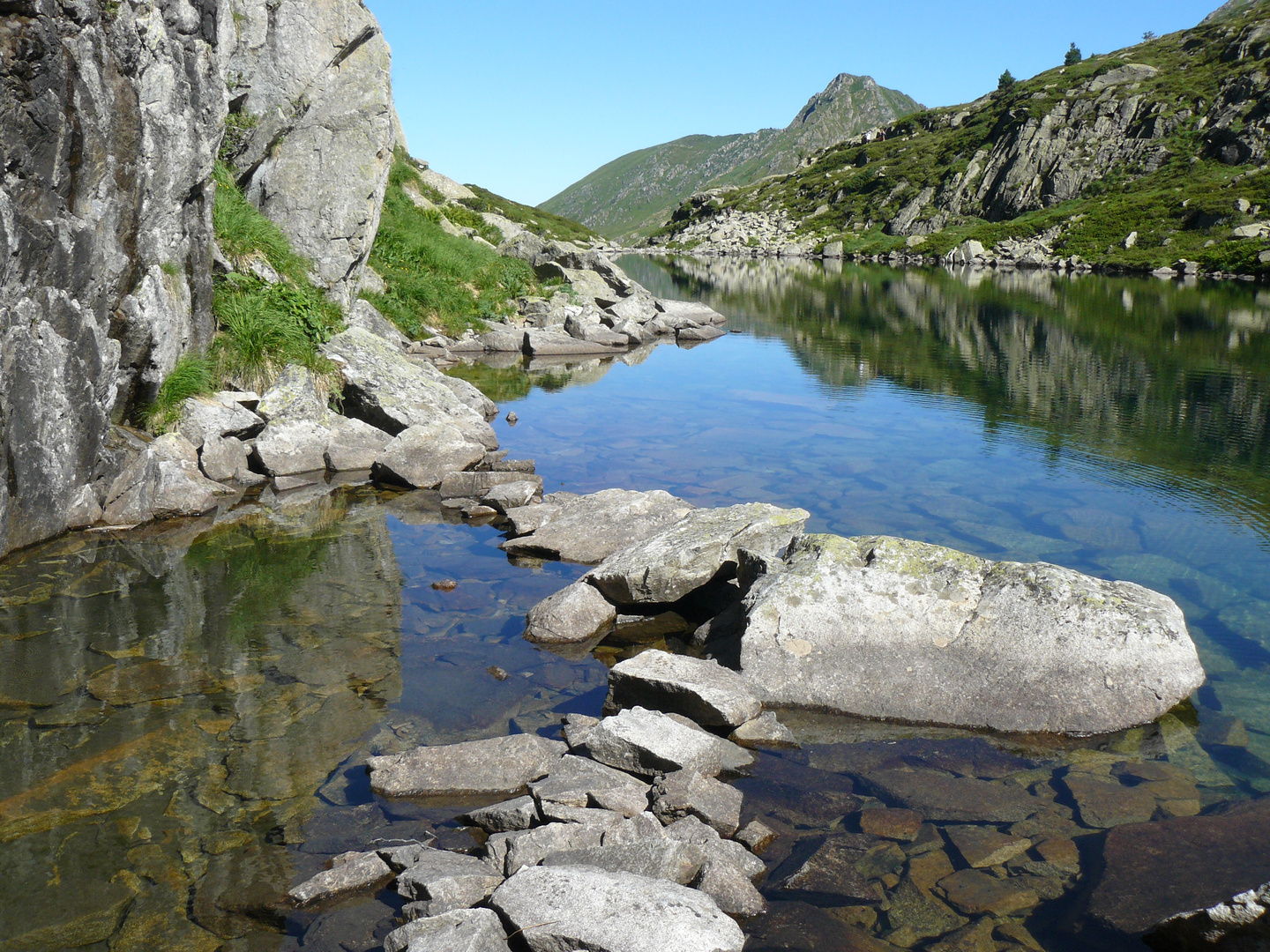 Etang de Milouga, au pied du Montvalier Nord, Couserans,Ariège,Pyrénées.