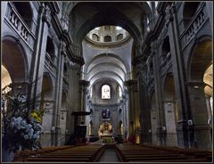Etape dacquoise 27 - La nef de la Cathédrale Notre-Dame...