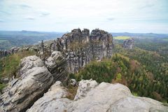 Etappe 4 - Blick auf das Schrammsteinmassiv