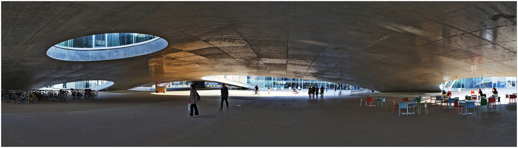 ETH-Lausanne, Bibliothek "Rolex"