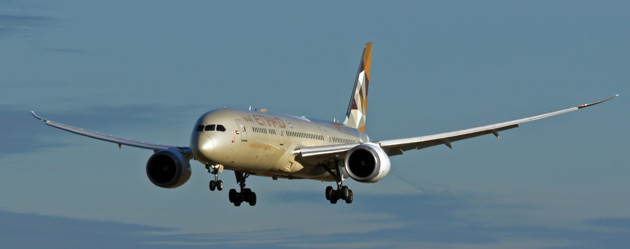 ETIHAD AIRWAYS