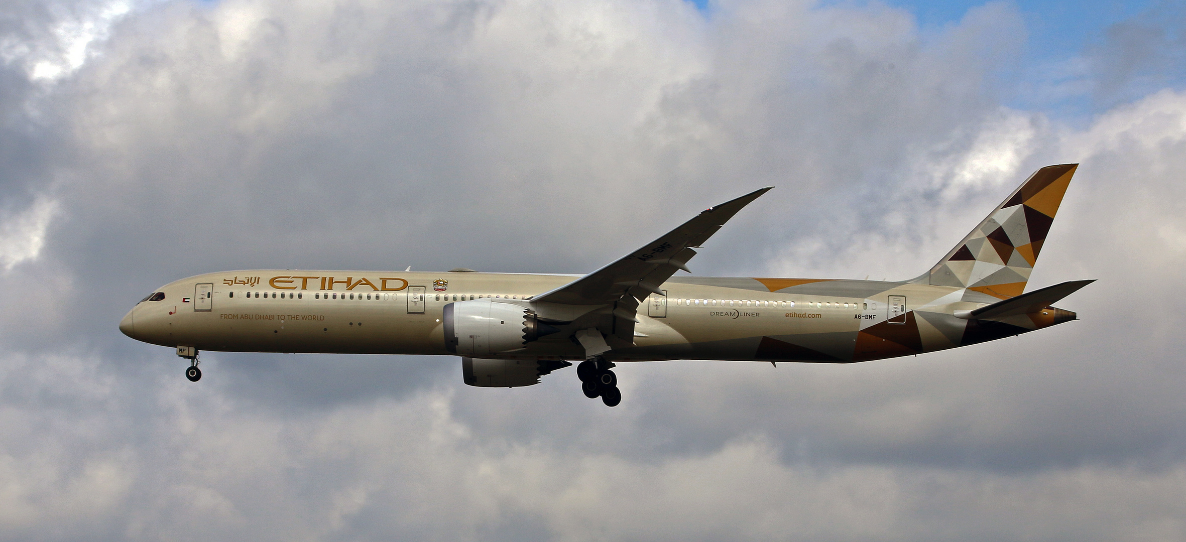 ETIHAD AIRWAYS