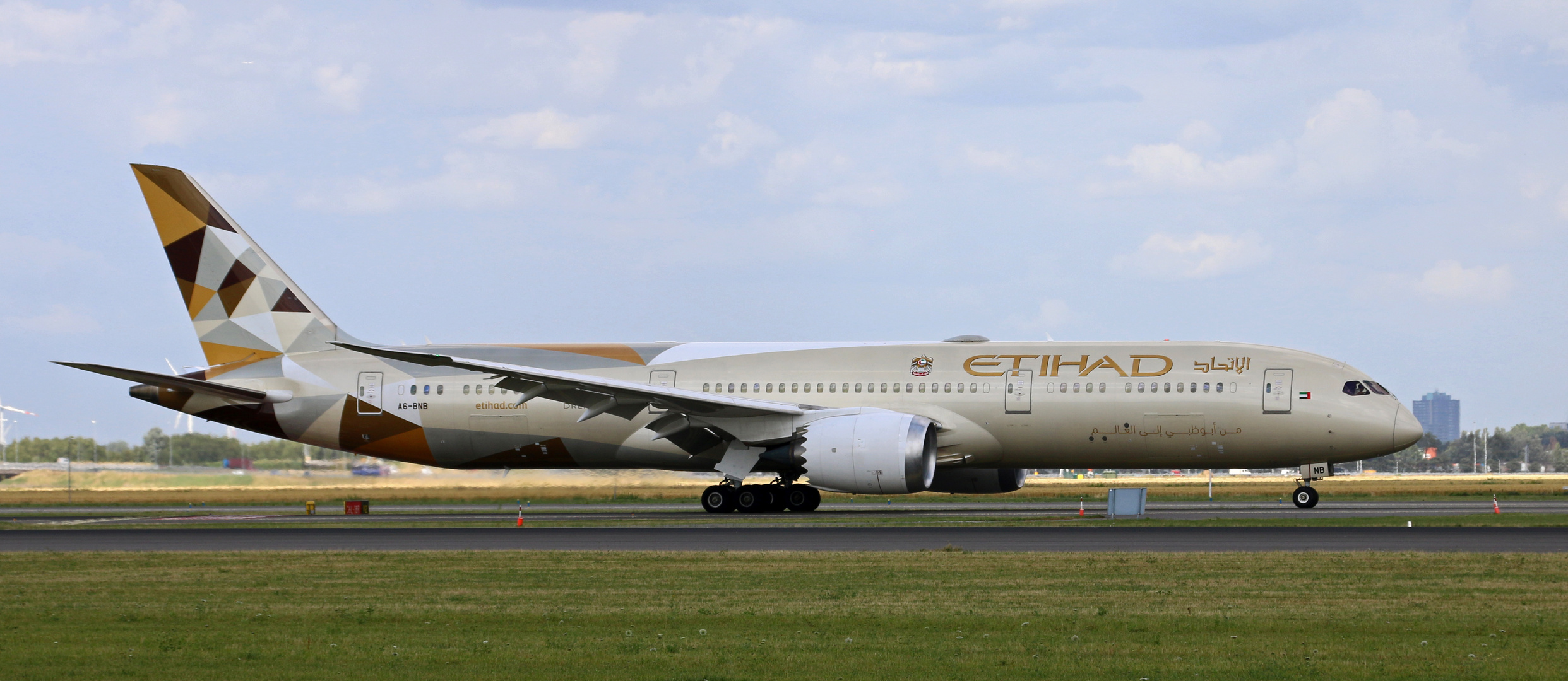 ETIHAD AIRWAYS