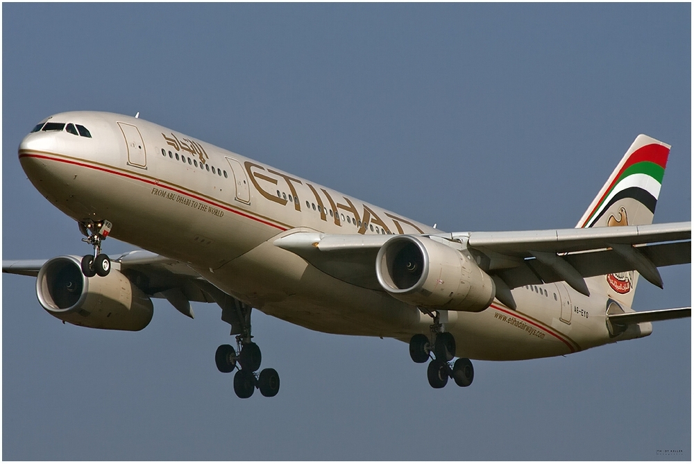 Etihad Airways Airbus A330-243 (A6-EYO)