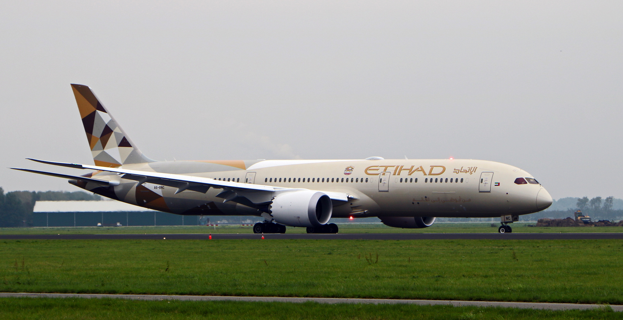 ETIHAD AIRWAYS