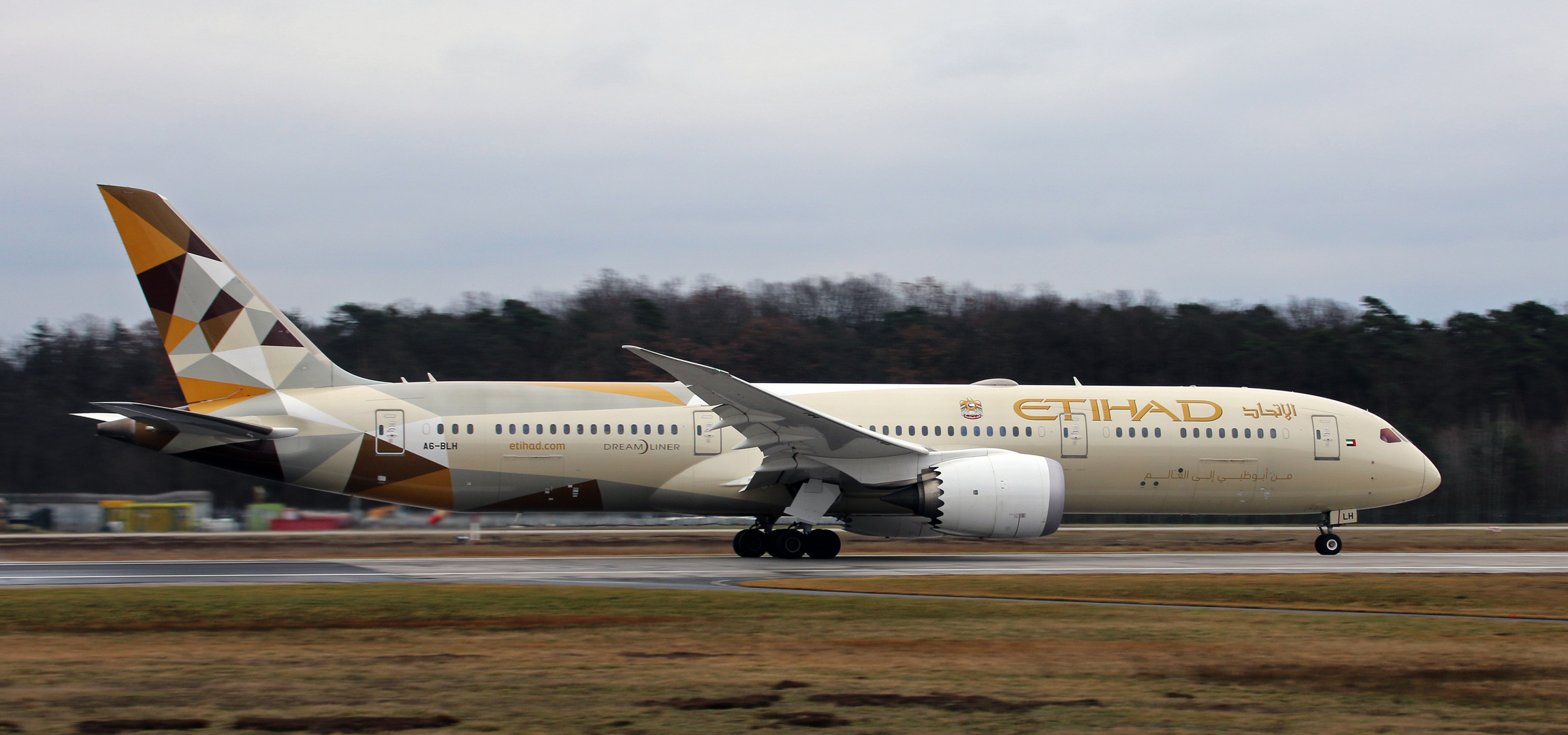 ETIHAD AIRWAYS