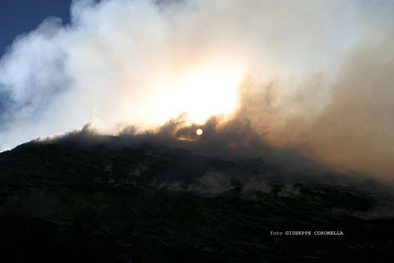 ETNA CRATERE N-E (29-07-2007) m.(3.160)