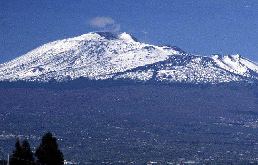 Etna-Erhebung aus der Ebene