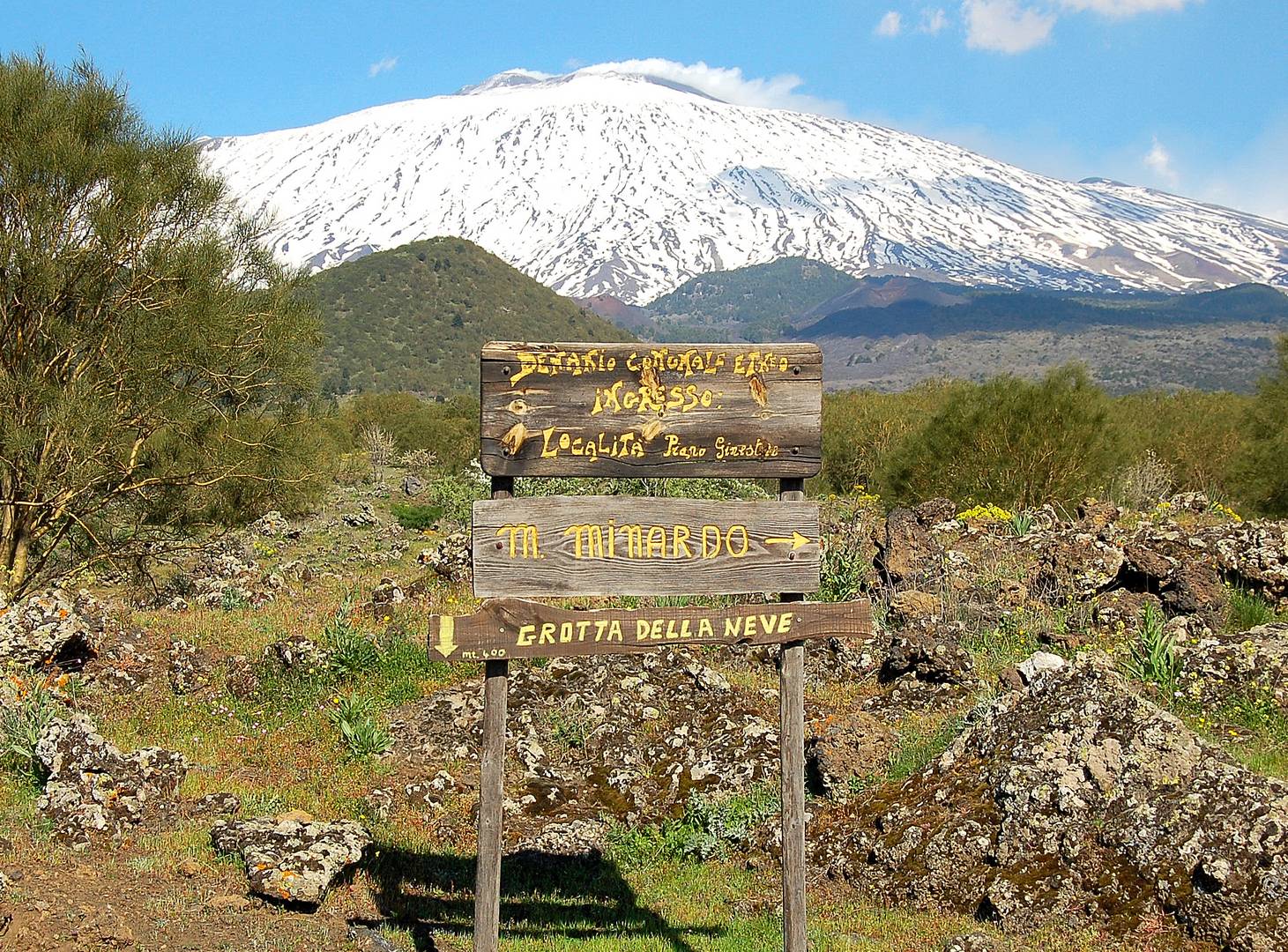 Etna innevata