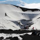 Etna - über 3000 m - bei Sonne und Wolken - Blick in den Krater