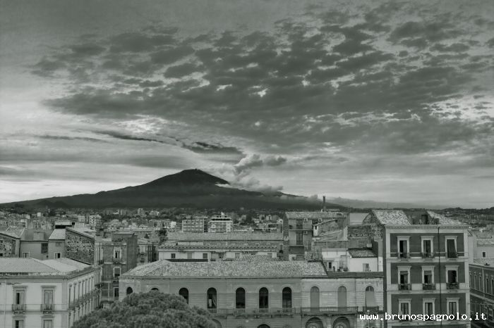 Etna vista da Catania