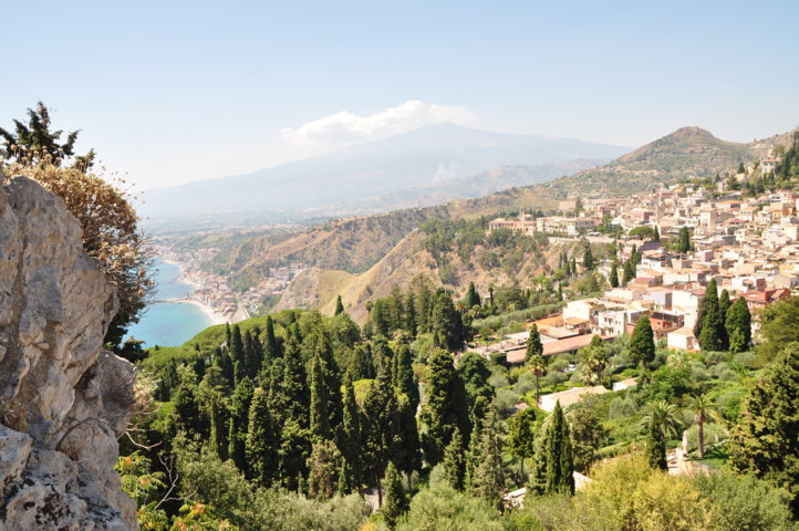 Etnablick von Taormina aus