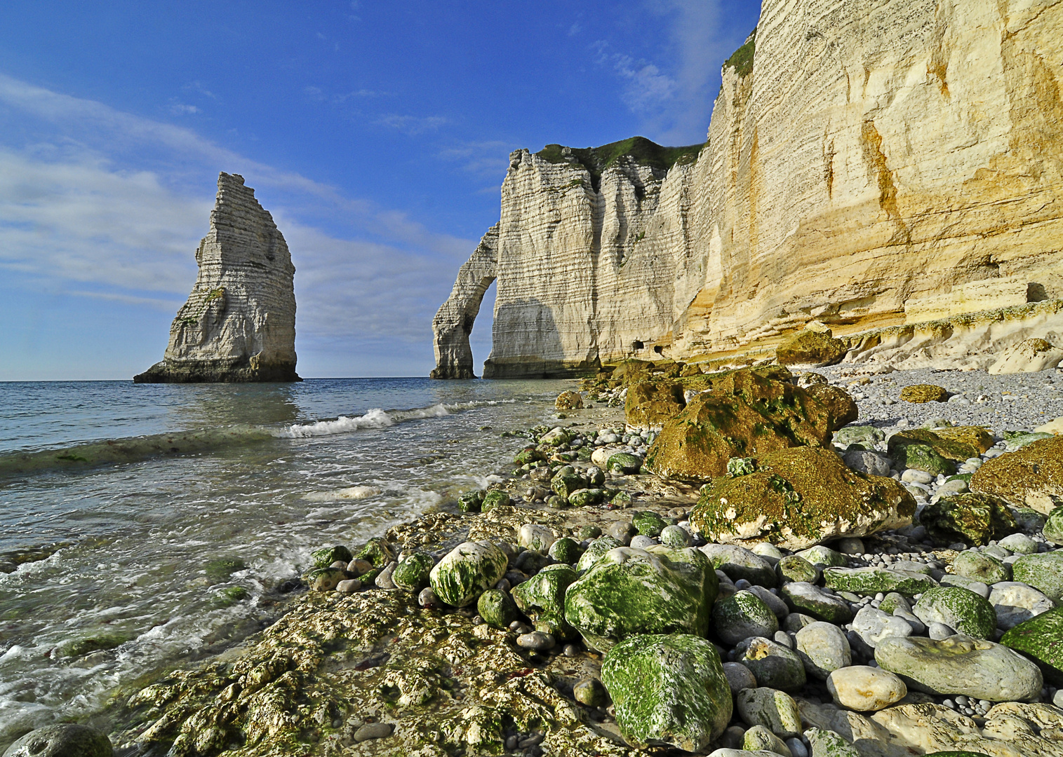 Etretat les falaises