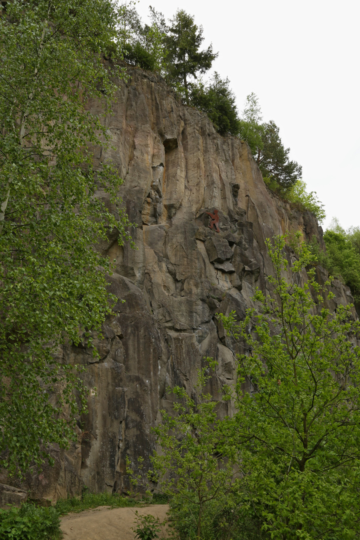 Ettringer Lay in der Eifel (2017_05_18_EOS 6D_2421_ji)