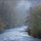 Etwas Nebel steigt aus der Wupper