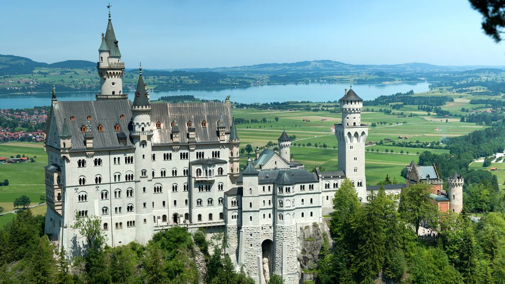 Etwas oberhalb der Marienbrücke