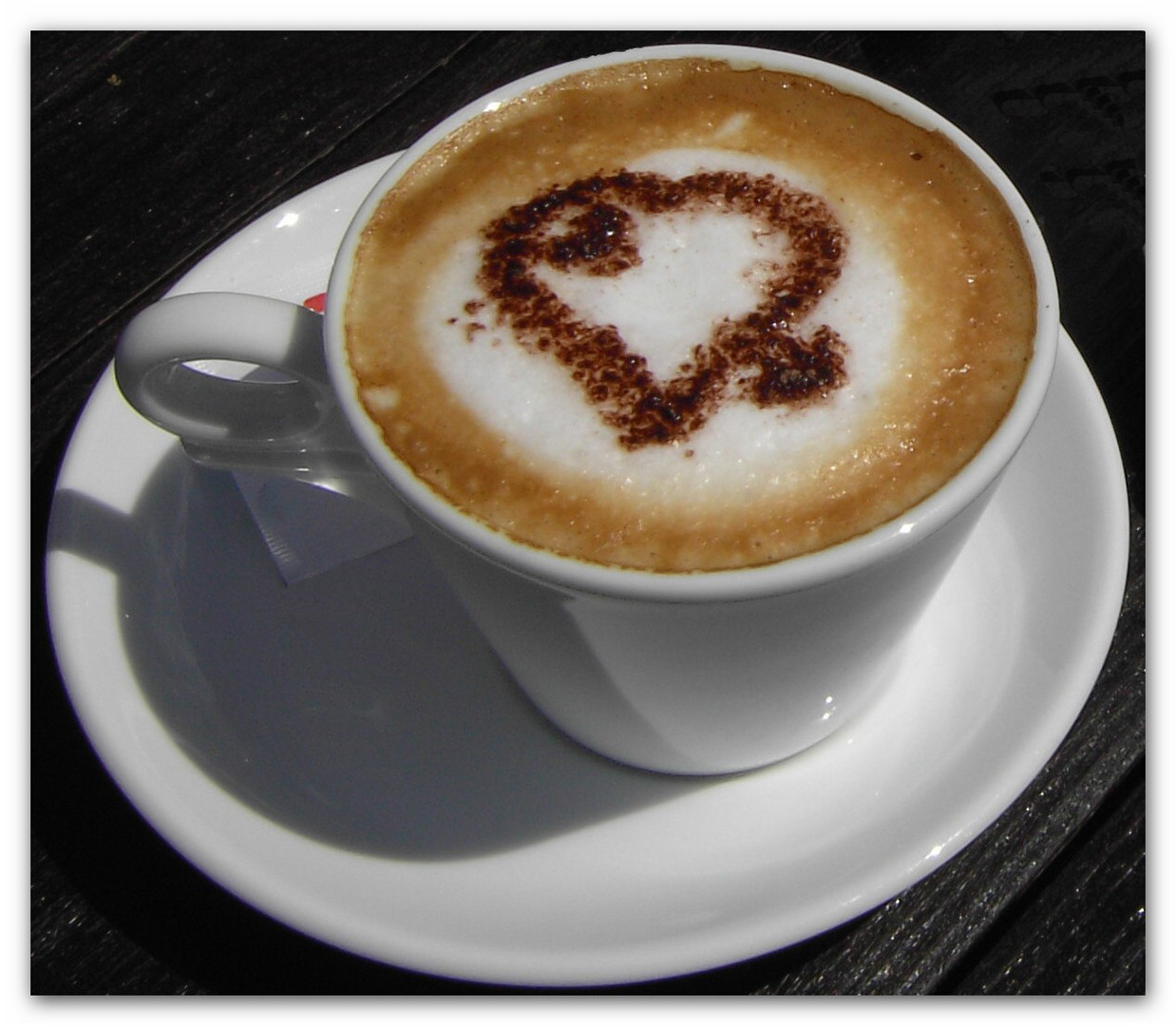 Euch Allen Einen Lieben Gruss Zum Valentinstag Foto Bild Stillleben Food Fotografie Getranke Bilder Auf Fotocommunity