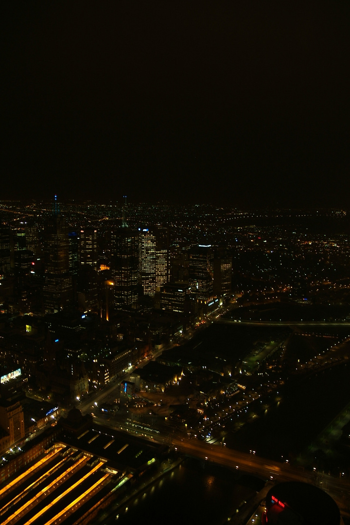 Eureka Tower bei nacht