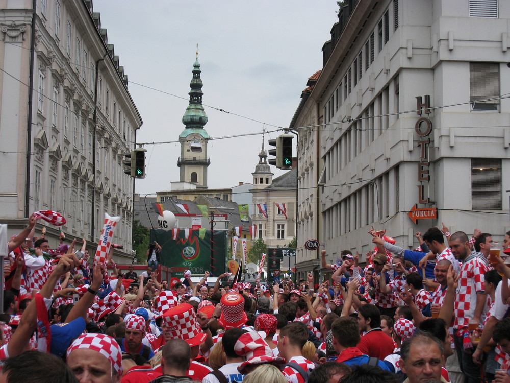 EURO 2008 - Kroatische Menge in Klagenfurt