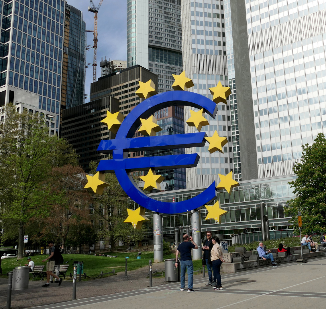 Euro-Skulptur (10)