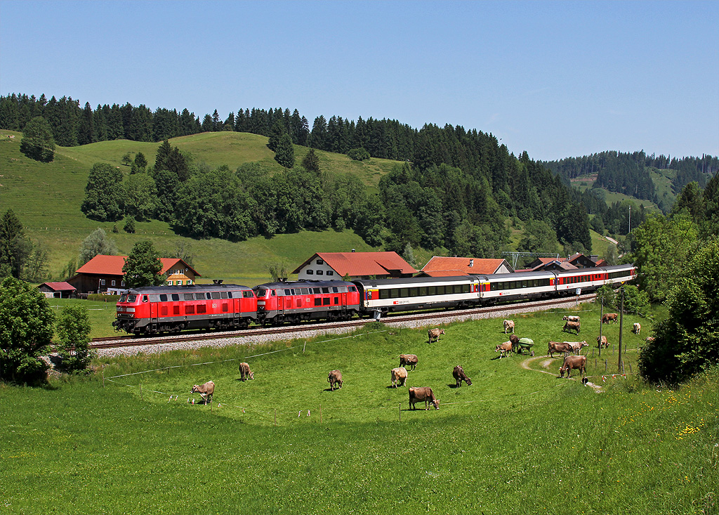 EuroCity im Allgäu