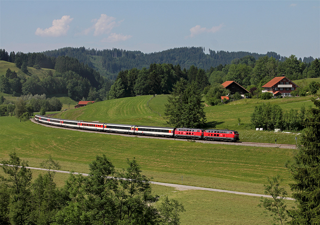 EuroCity im Allgäu