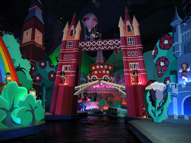 EuroDisney Paris-It´s a small world (01)