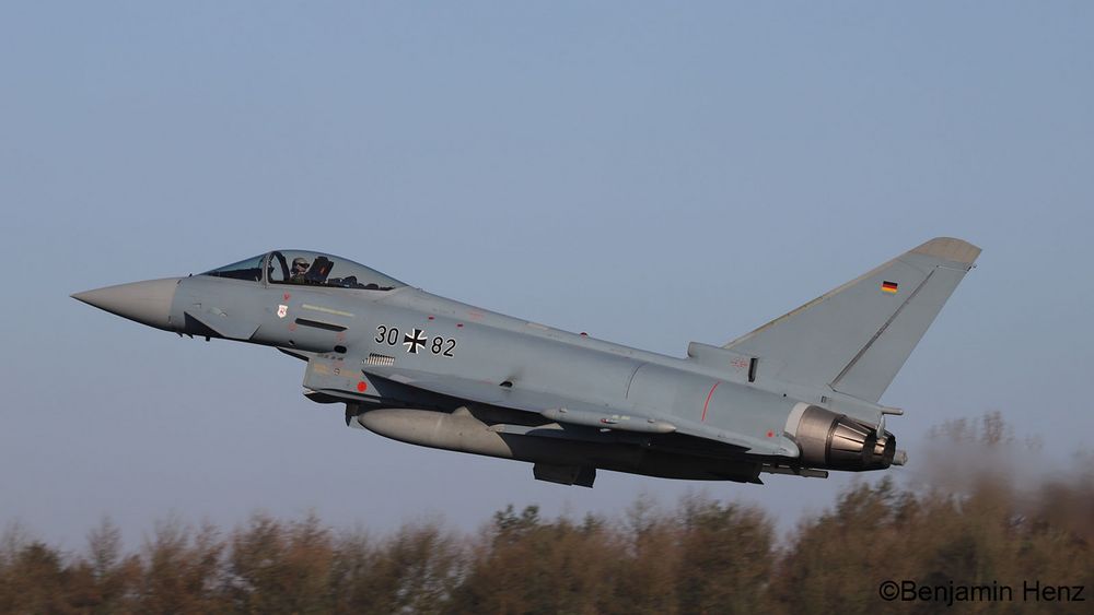 Eurofighter 30+82