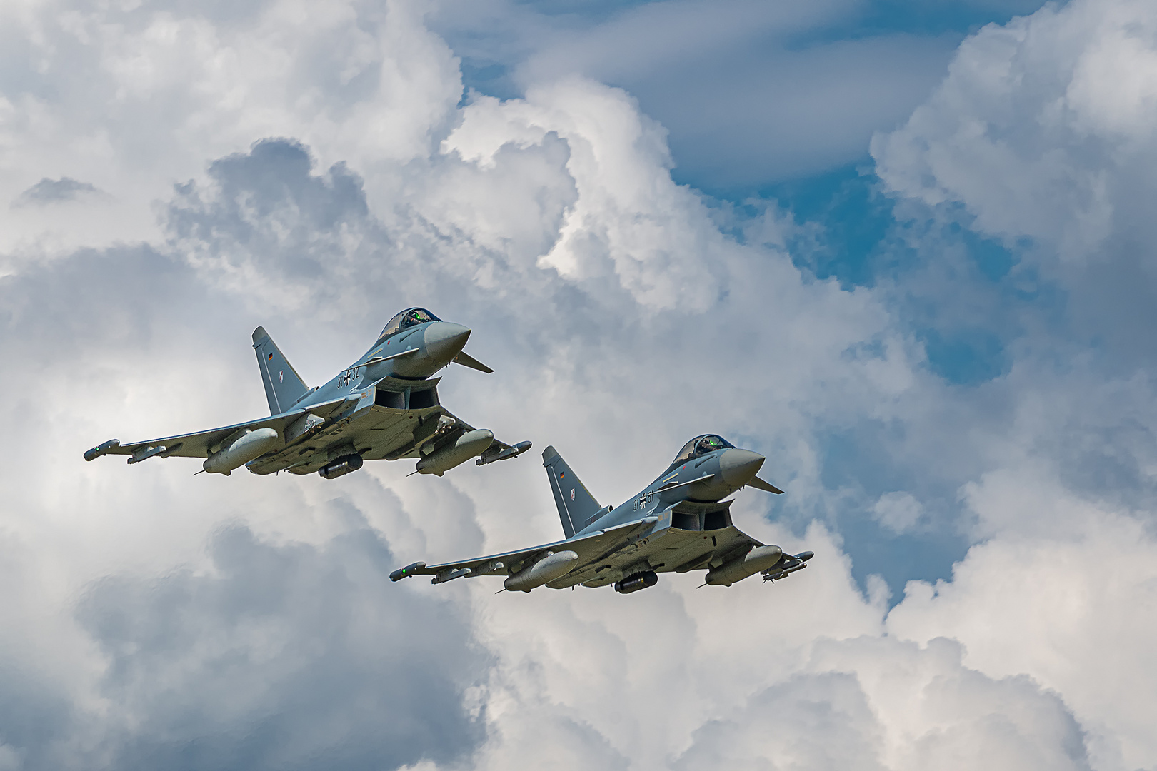 Eurofighter Formation im Tiefflug