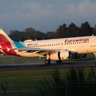 Eurowings Airbus A319 Landung in Hamburg. 