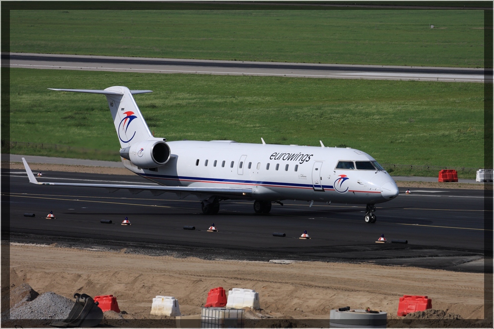 Eurowings CRJ200 auf dem Taxiway in Düsseldorf