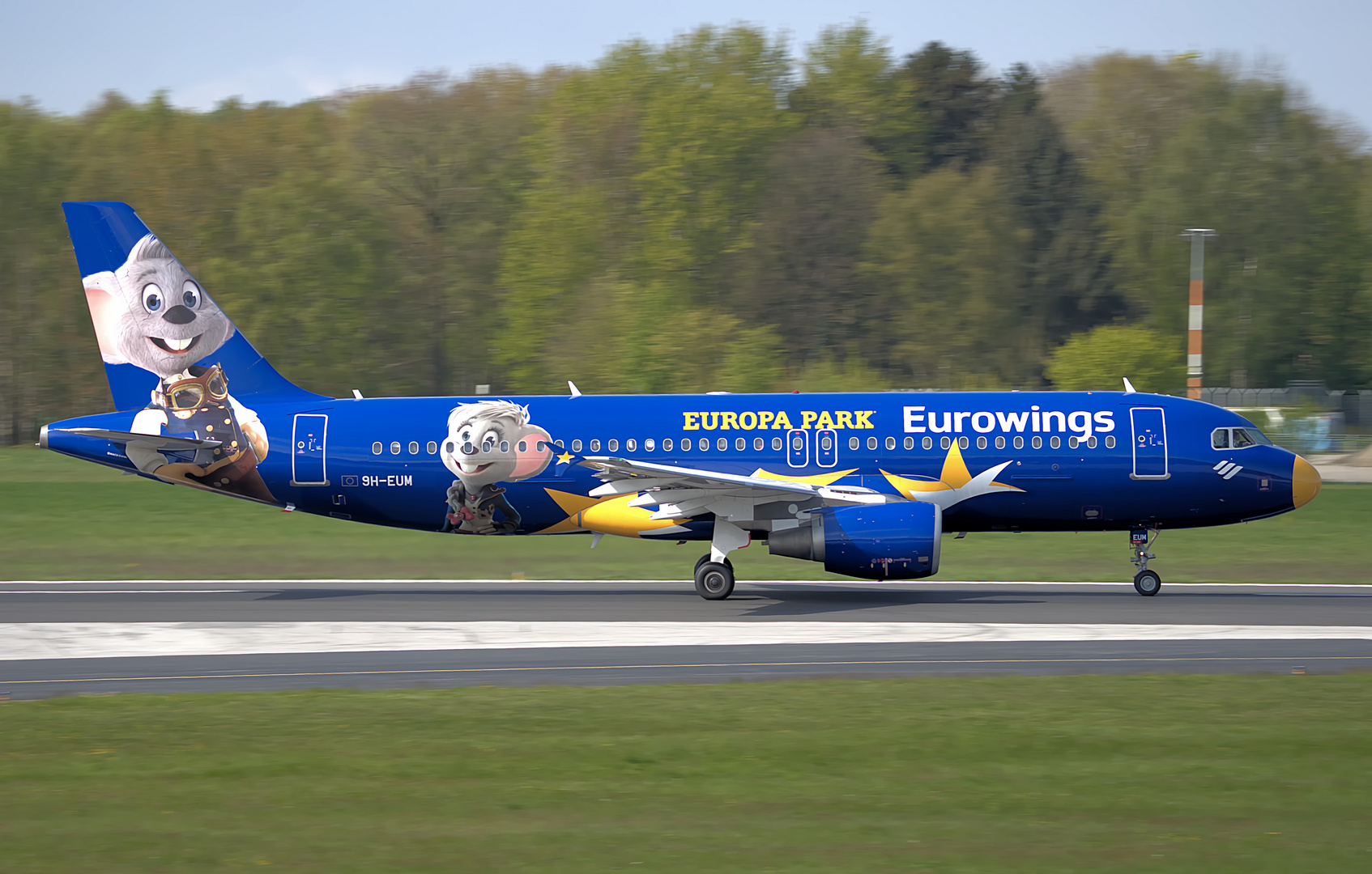 Eurowings Europe Malta Airbus A320-214 