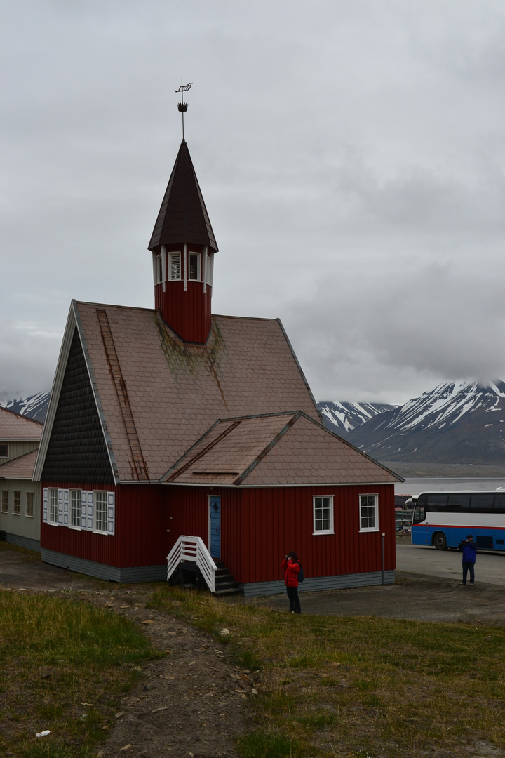 Ev. Kirche in Longyarbyen Sommer 2014