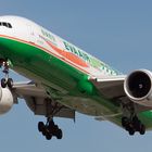 Eva Air Boeing 777-300ER Final approach to LAX