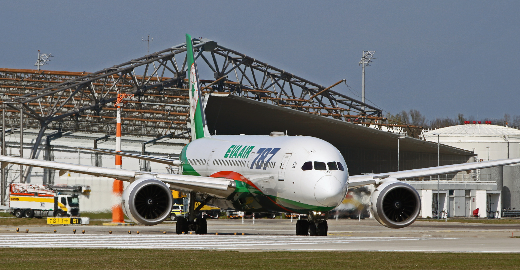 EVA   AIR / Taiwan