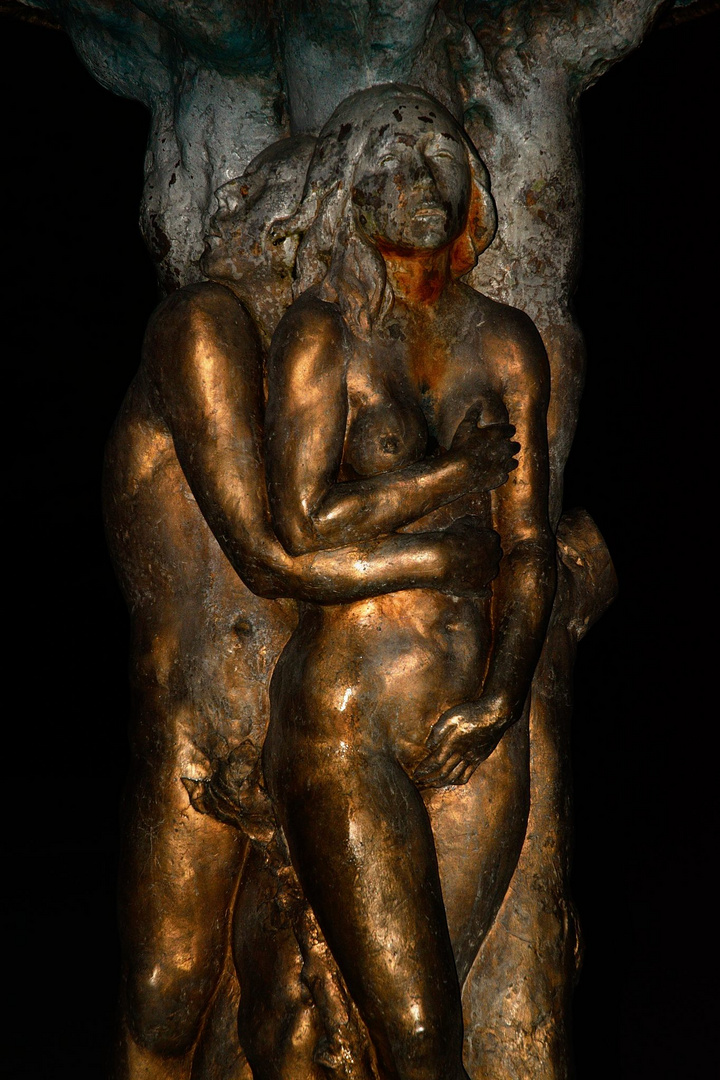 Eva und Adam in der Nacht