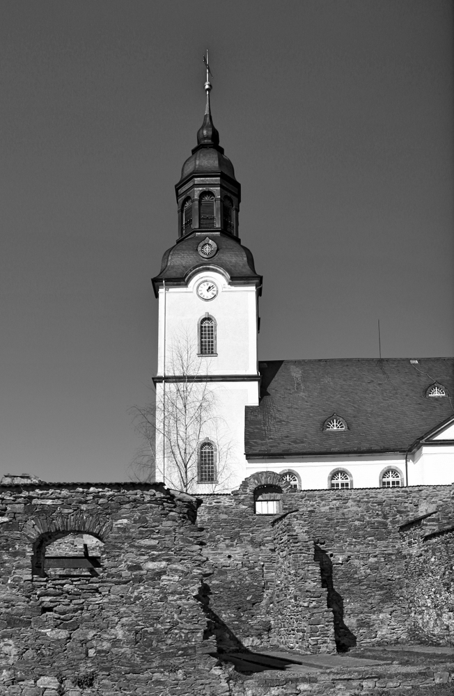 Evangelische Kirche in Drebach (3), s/w