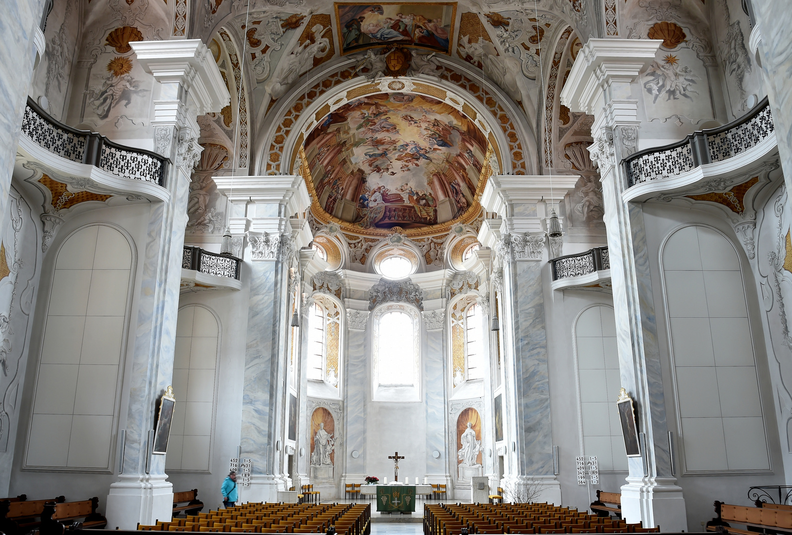 Evangelische Stadtkirche Ellwangen Innenraum