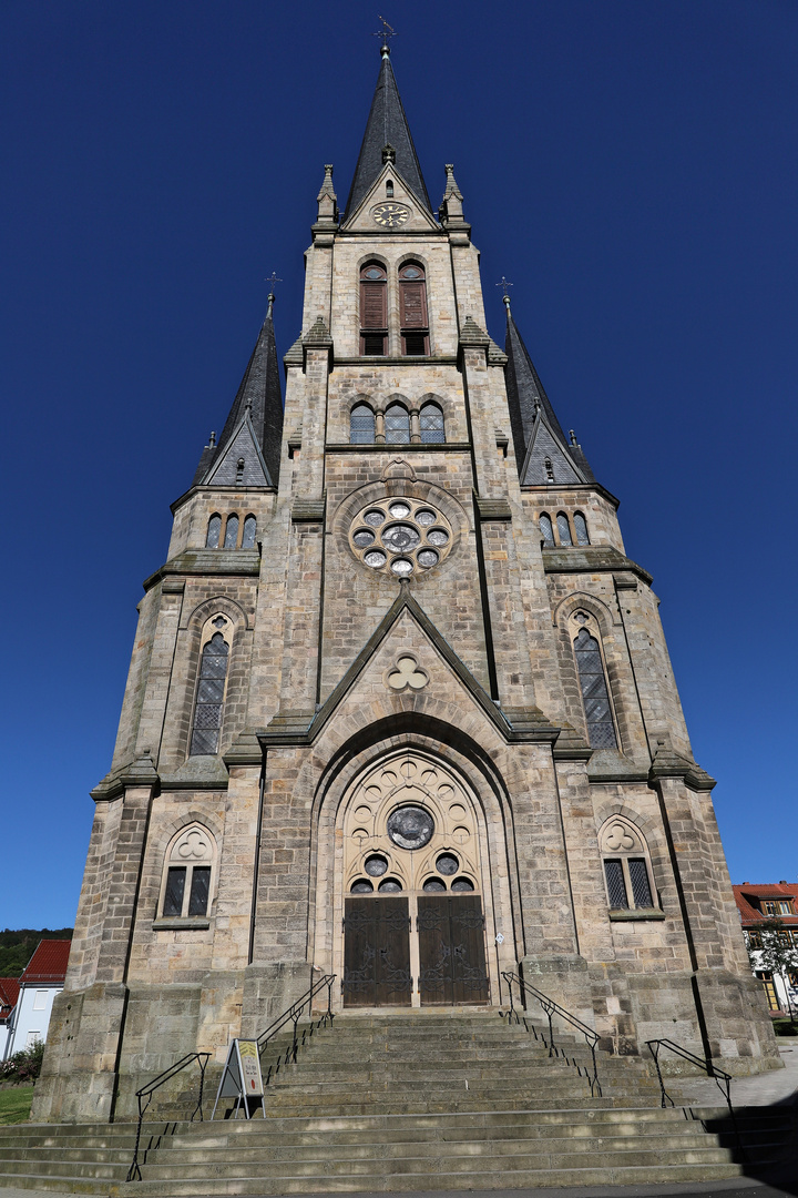 Evangelische Stadtkirche von Tann (2019_06_28_EOS 6D Mark II_4378_ji)