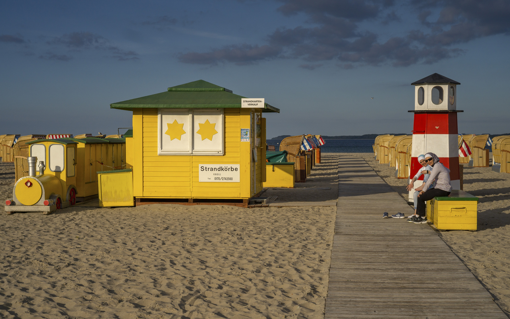 Evening atmosphere at the Baltic sea