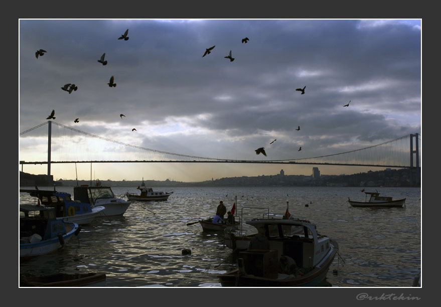 EVENING IN BOSPORUS