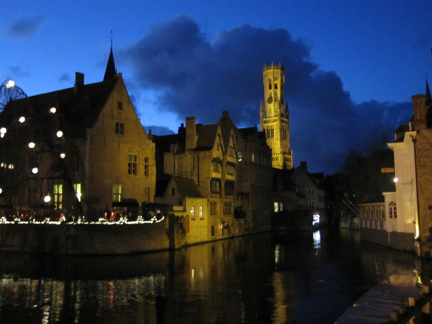 Evening time in Brugge.