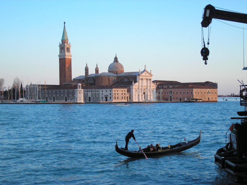 Eveningwalk with a gondola