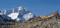 Everest Base Camp und Gebetsfahnen