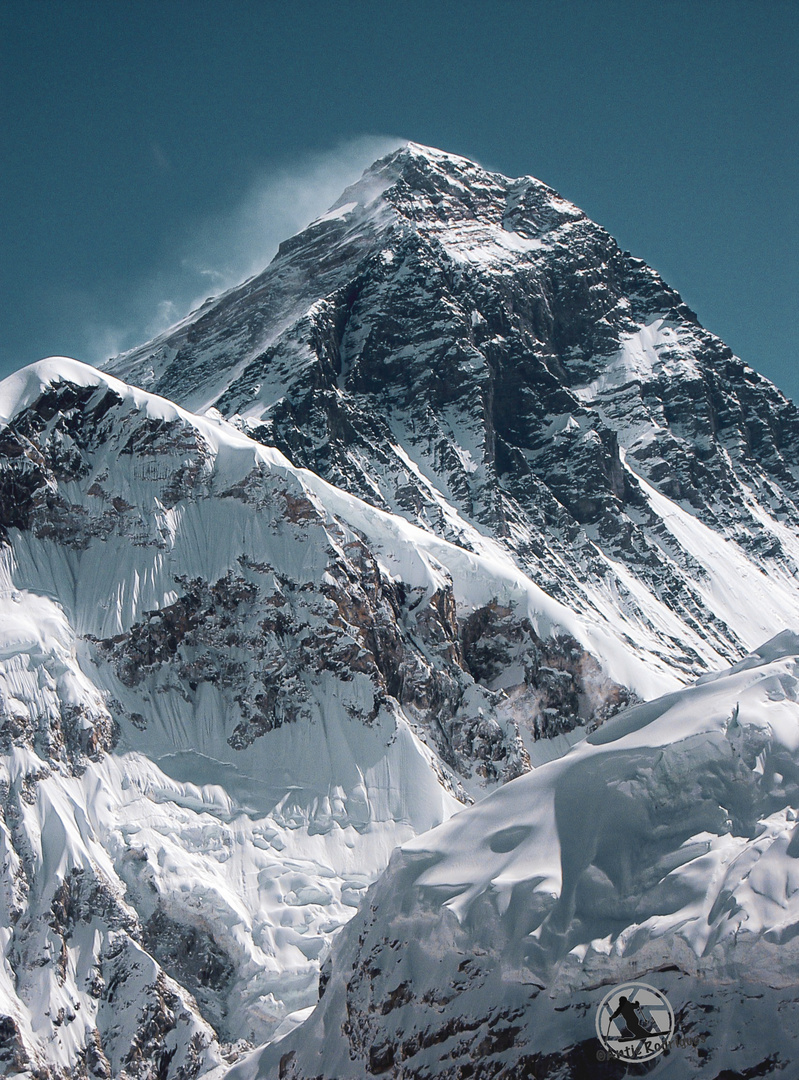 Everest - Sagarmatha - Chomolungma, 8848 m