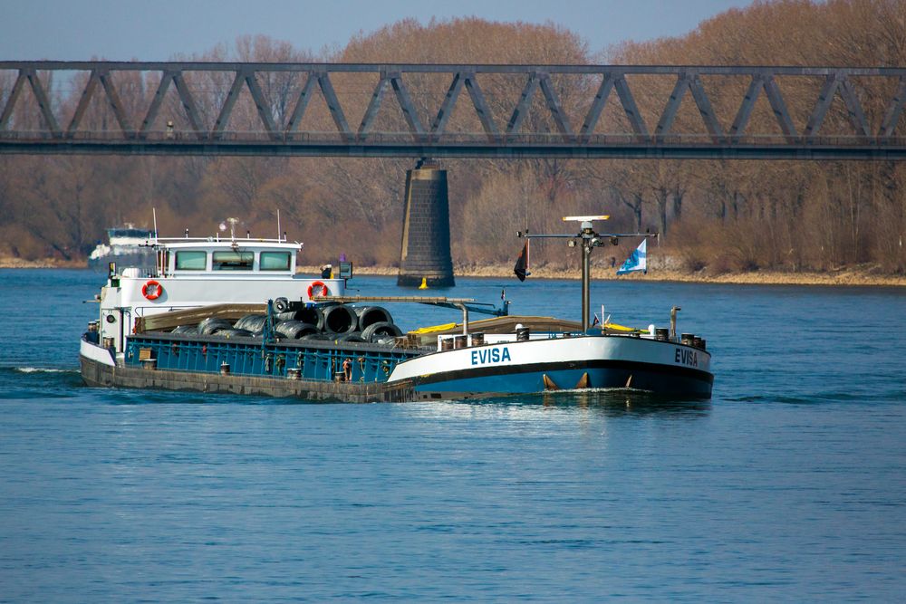 "Evisa" auf dem Rhein bei Worms