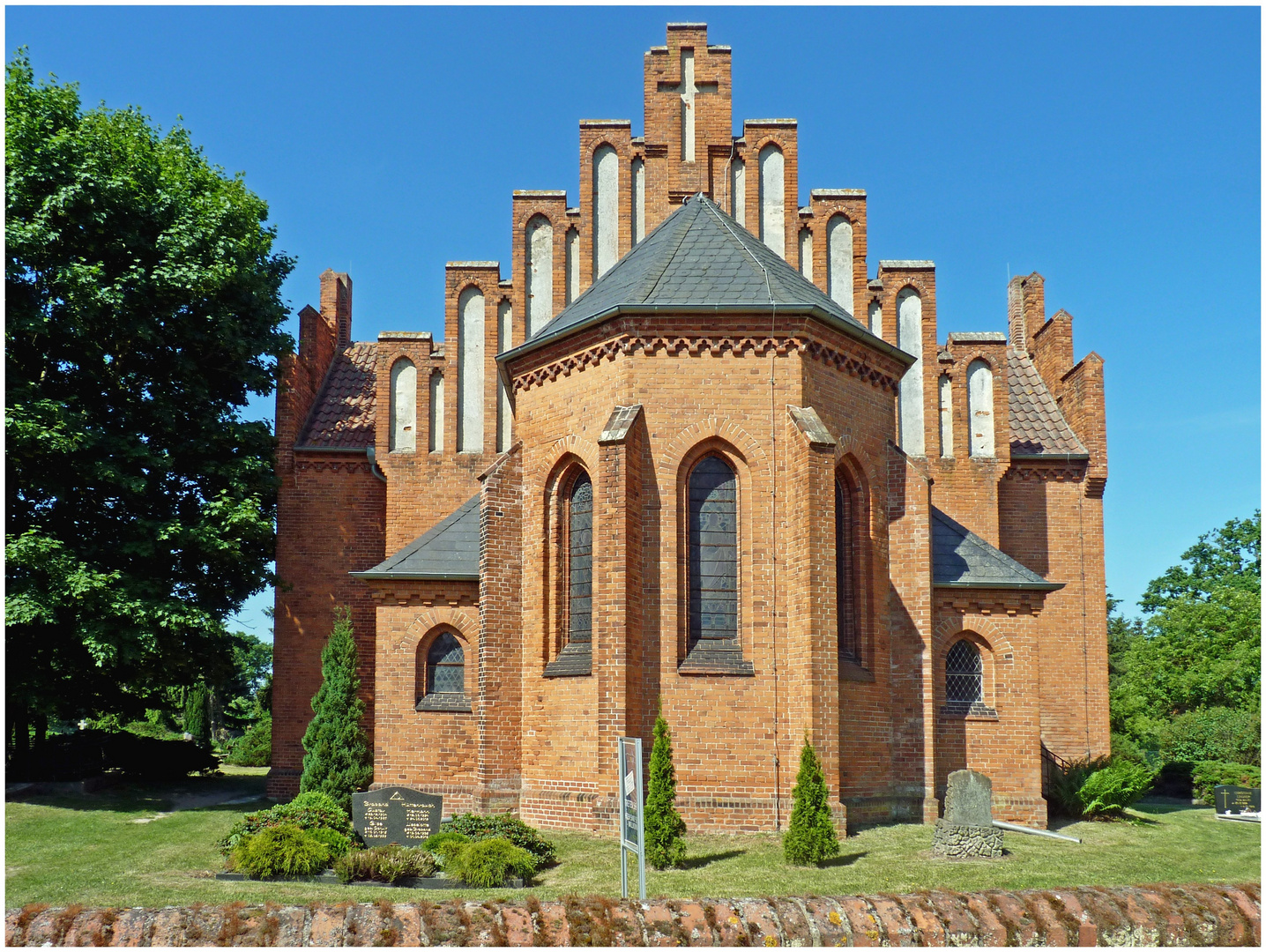 Ev.Kirche Bömenzien